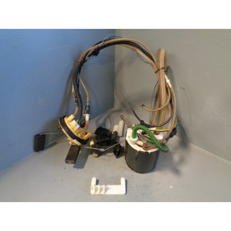 Fuel Pump and Sender In Tank 3.6 TDV8 Range Rover L322 Sport Spares or Repairs