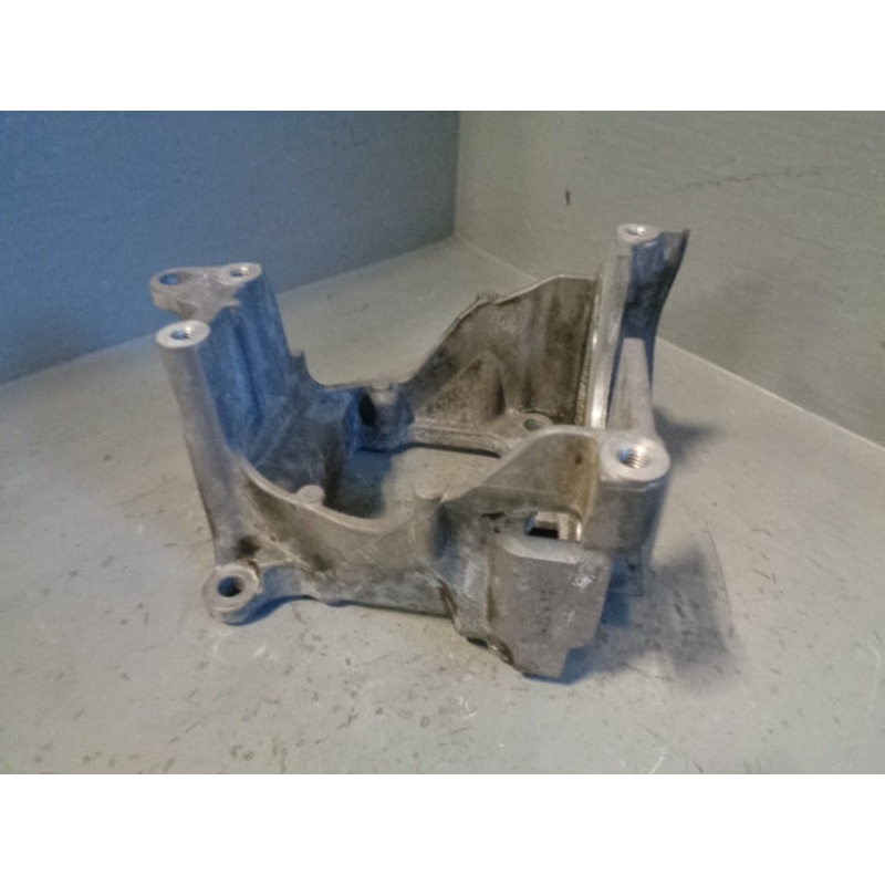 Fuel Pump Bracket Discovery 4 Range Rover Sport TDV6 Land Rover 9X2Q-9A361-CA