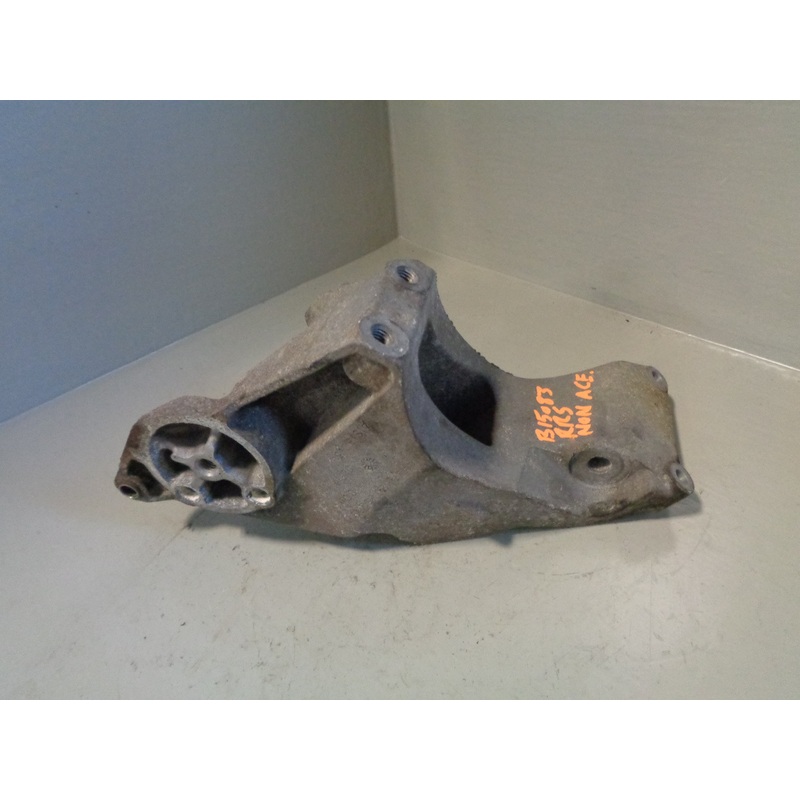 Range Rover Sport Alternator Bracket Mount 2.7 TDV6 YLU500380 2005 to 2009