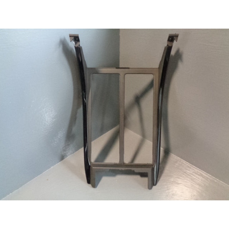 Range Rover Sport Centre Console Trim Surround in Black L320 2005 to 2009