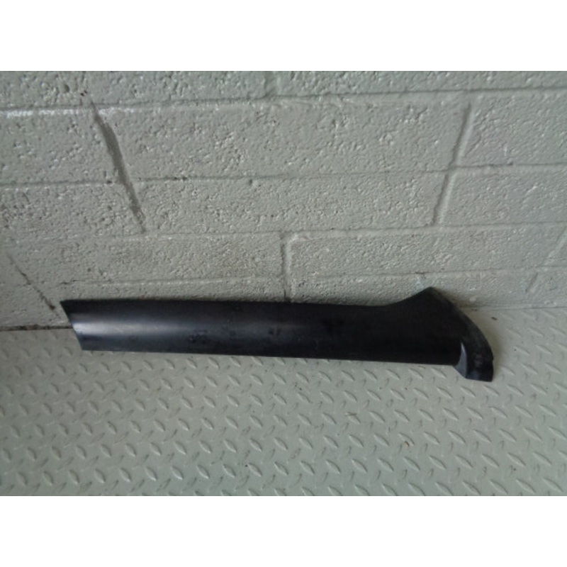 Discovery 2 A Pillar Trim Near Side Front External Cover Land Rover 1998 to 2004