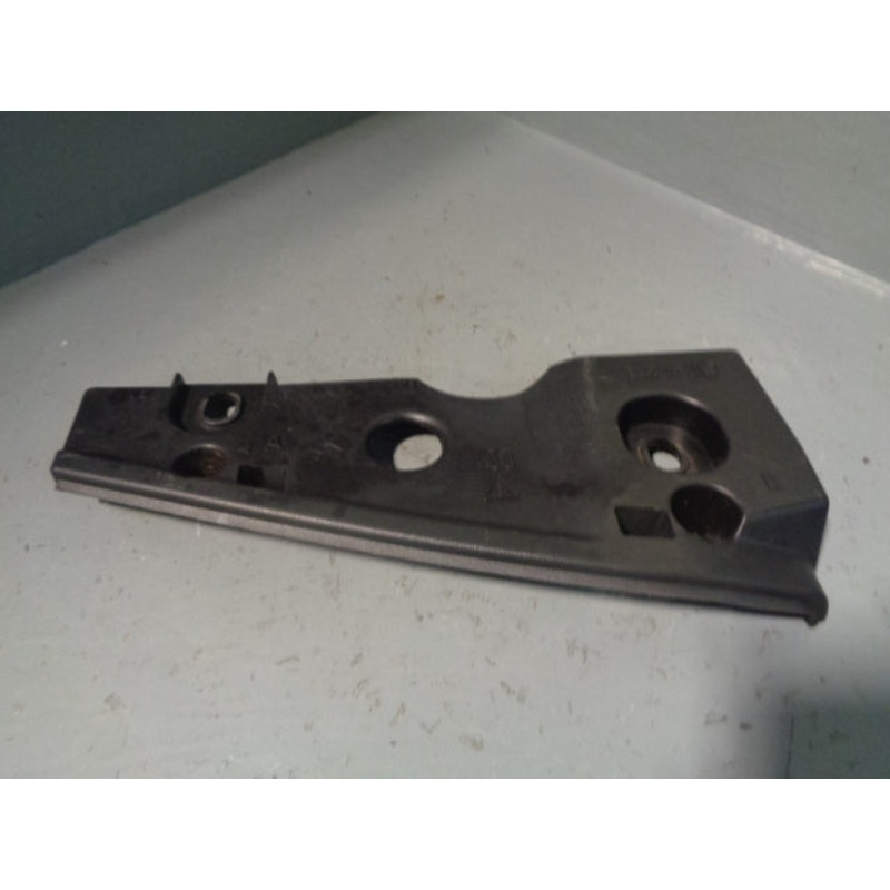 Discovery 2 Top Headlight Trim Off Side Land Rover XBC000080 2002 to 2004