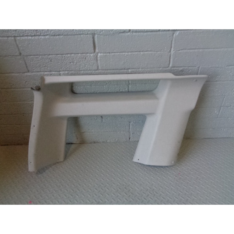 Discovery 2 Window Surround Trim Near Side Rear Boot Land Rover 5 Seat