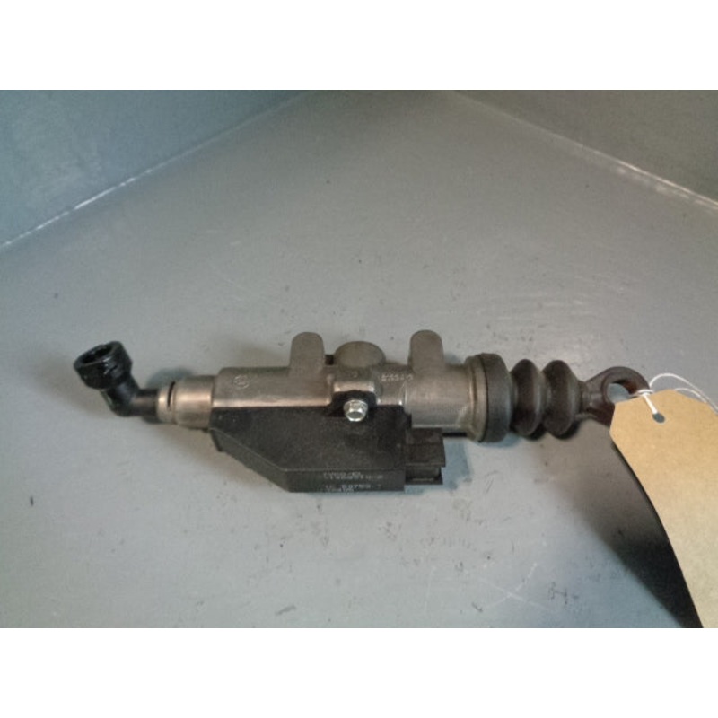 Discovery 3 Clutch Master Cylinder STC500041 Manual Land Rover 2004 to 2009