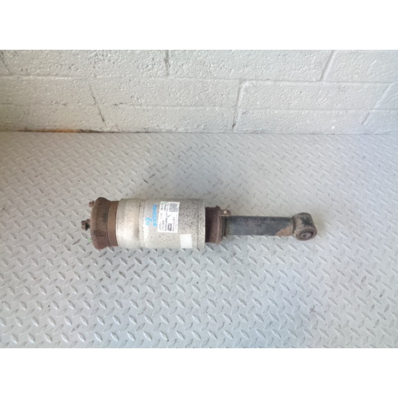Discovery 3 Front Suspension Airbag Shock Absorber Strut Land Rover RNB000858