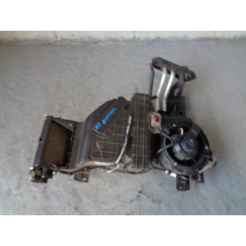Discovery 3 Rear Heater Air Conditioning and Heater Matrix JEC000787 Land Rover