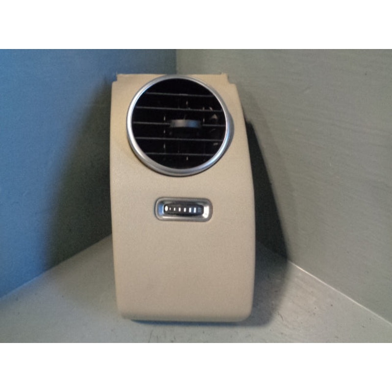 Discovery 4 Heater Air Vent Near Side Outer with Trim Beige Land Rover 2009 to 2014