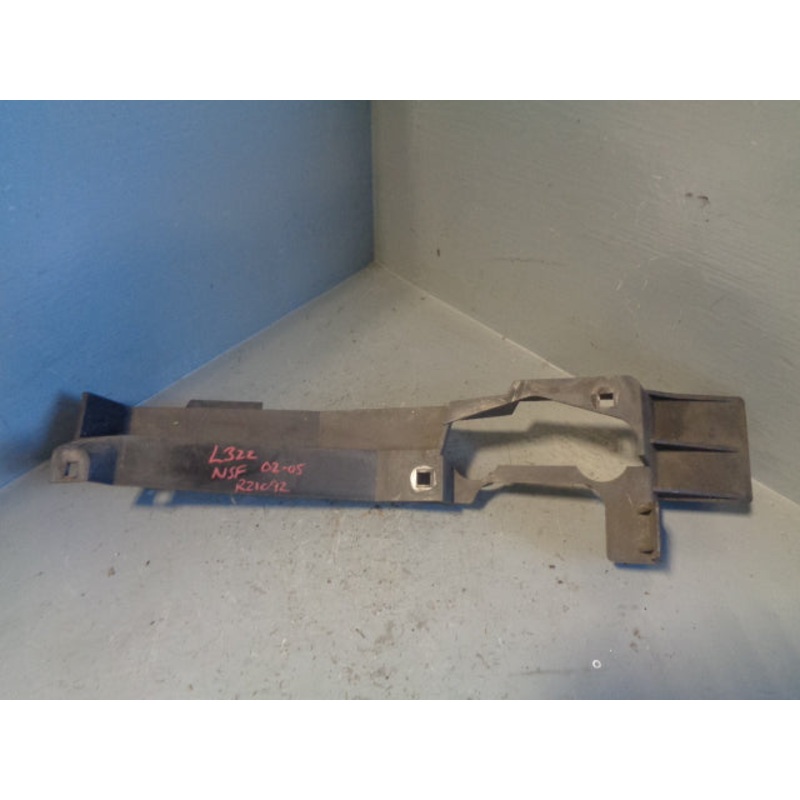 Range Rover L322 Headlight Bracket Near Side Pre-Facelift 7009235 LH 2002 to 2006