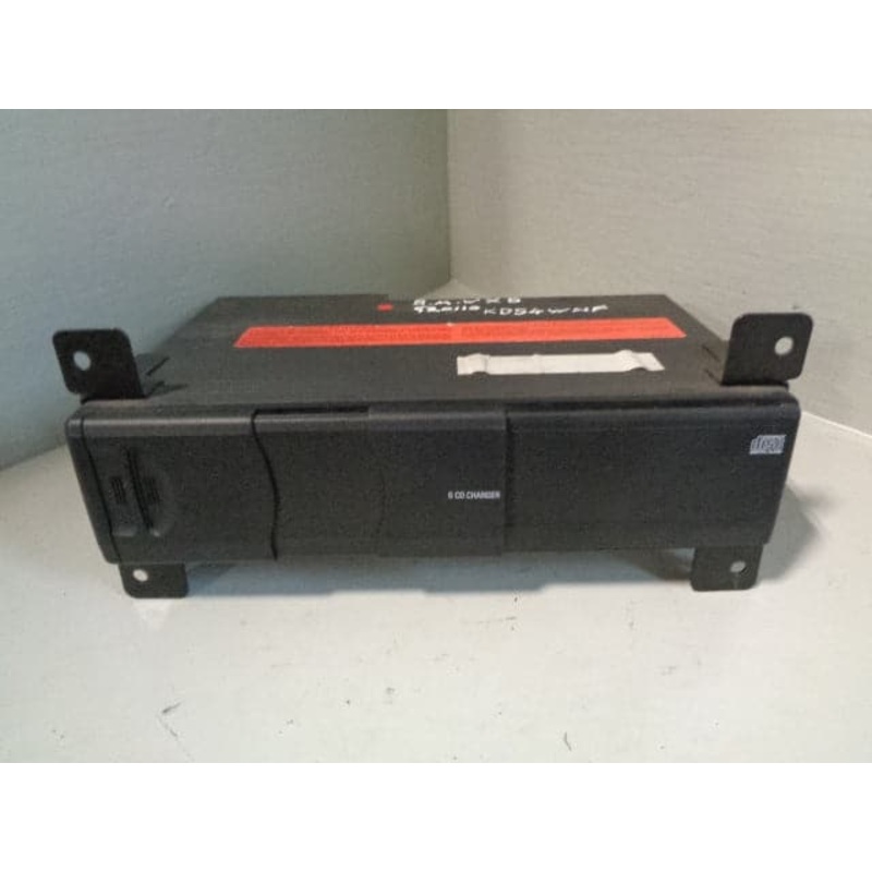 BMW X5 E53 CD Multi Changer 65.12-6 913 389 6 Disc 2001 to 2006
