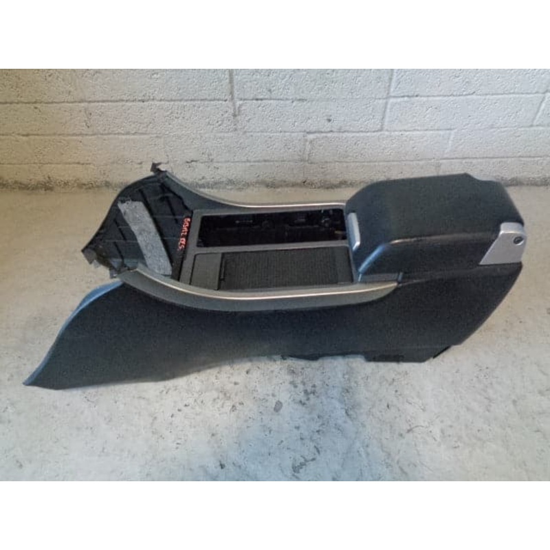 Range Rover Sport Centre Console Arm Rest L320 2005 to 2009 B13122