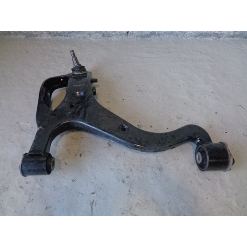 Range Rover Sport Lower Control Arm Near Side Front L320 2005 to 2009 B17112