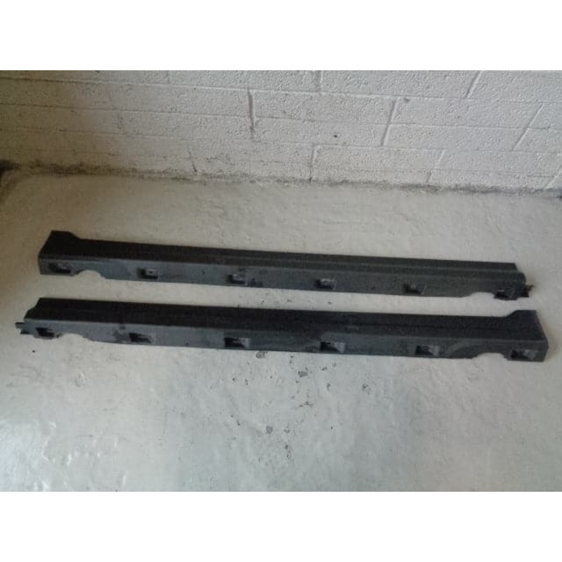 Freelander 2 Sill Cover Trims Pair Land Rover 2006 to 2011 Black Plastic B06023