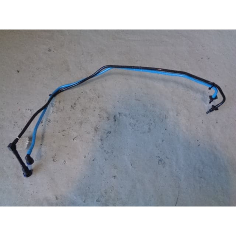 Range Rover L322 Fuel Line Forward and Return to Tank WFP500530 3.6 TDV8