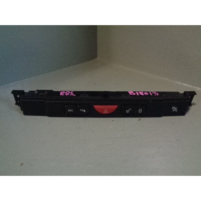 Range Rover Sport Control Switch Panel Hazard YUL501360 Land Rover L320