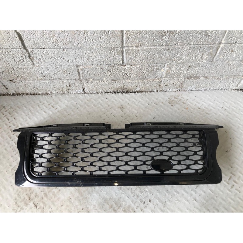 Range Rover Sport Front Grille Pre Facelift Black Later Style L320 2005 to 2009