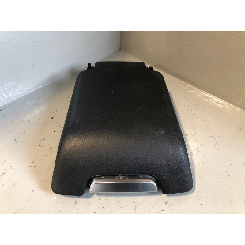 Discovery 3 Centre Console Lid Armrest PVC Faux Leather Land Rover K30075