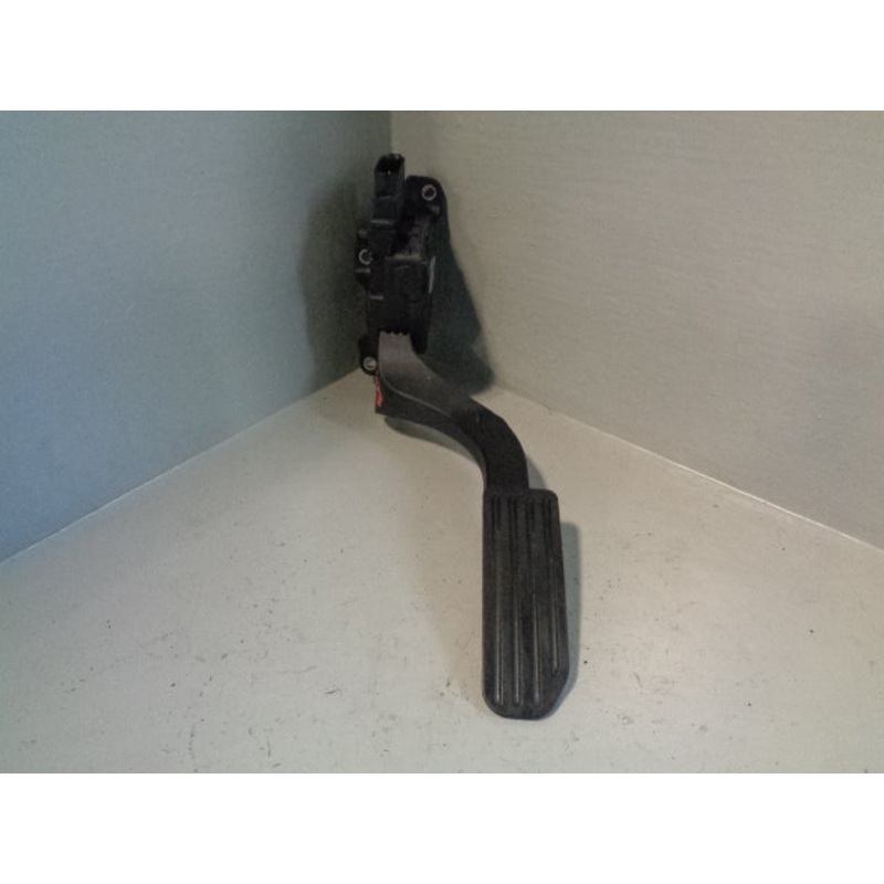 Freelander 2 Throttle Pedal 7G9N-9F836-HA Land Rover 2.2 TD4 Auto 2006 to 2015