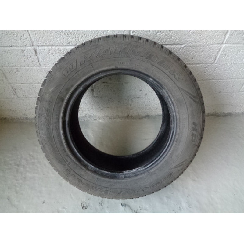 Goodyear Wrangler Part Worn Tyre 235/65R17 9mm Tread 235 65 71 03033