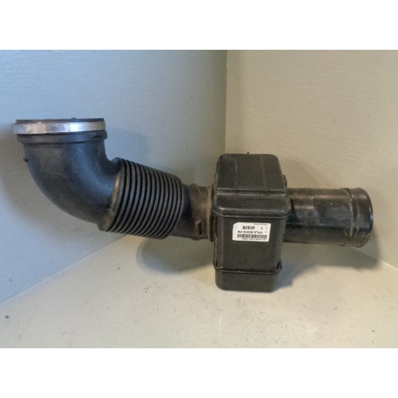 Range Rover L405 Air Intake Pipe 3.0 SDV6 FPLA-9C619-CB 2013 to 2017