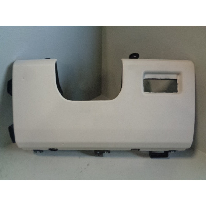 Range Rover L405 Lower Dashboard Trim in Ivory RHD 2013 to 2017