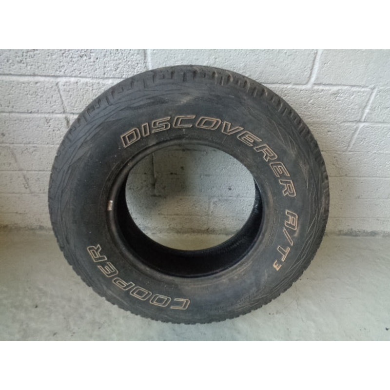 Cooper Discoverer Part Worn Tyre 245/75R16 245 75 16 B29091 8mm Tread