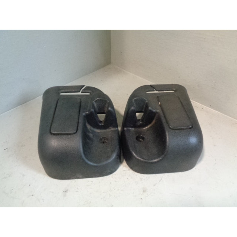 Discovery 2 Seat Belt Guide Rear Pair in Black Land Rover 1998 to 2004
