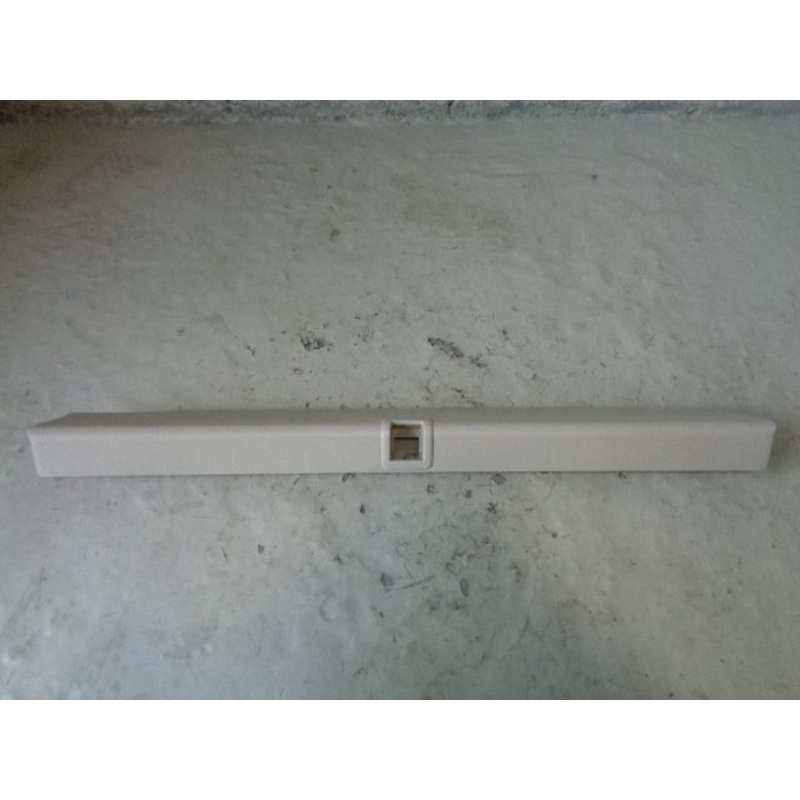 Discovery 2 Tailgate Upper Boot Trim AWR3677 Land Rover 1998 to 2004 with Hole