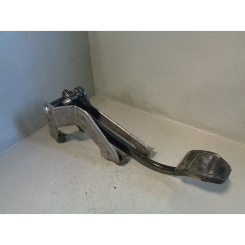 Discovery 3 Clutch Pedal Assembly 5H22 2K341BA8PVJ Land Rover 2004 to 2009
