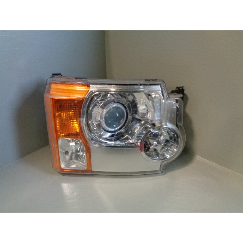 Discovery 3 Headlight Xenon Right XBC500042 Off Side 2004 to 2009 Land Rover