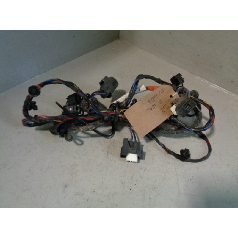 Discovery 3 Parking Sensor Wiring Loom Front Bumper YMQ501631 Land Rover