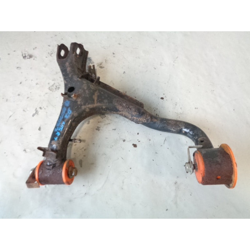 Discovery 3 Wishbone Control Arm Upper Near Side Rear Land Rover Poly Bushed
