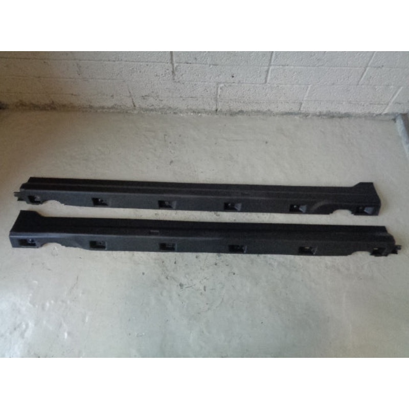Freelander 2 Sill Cover Trims Pair Land Rover 2006 to 2011 Black Plastic B22083