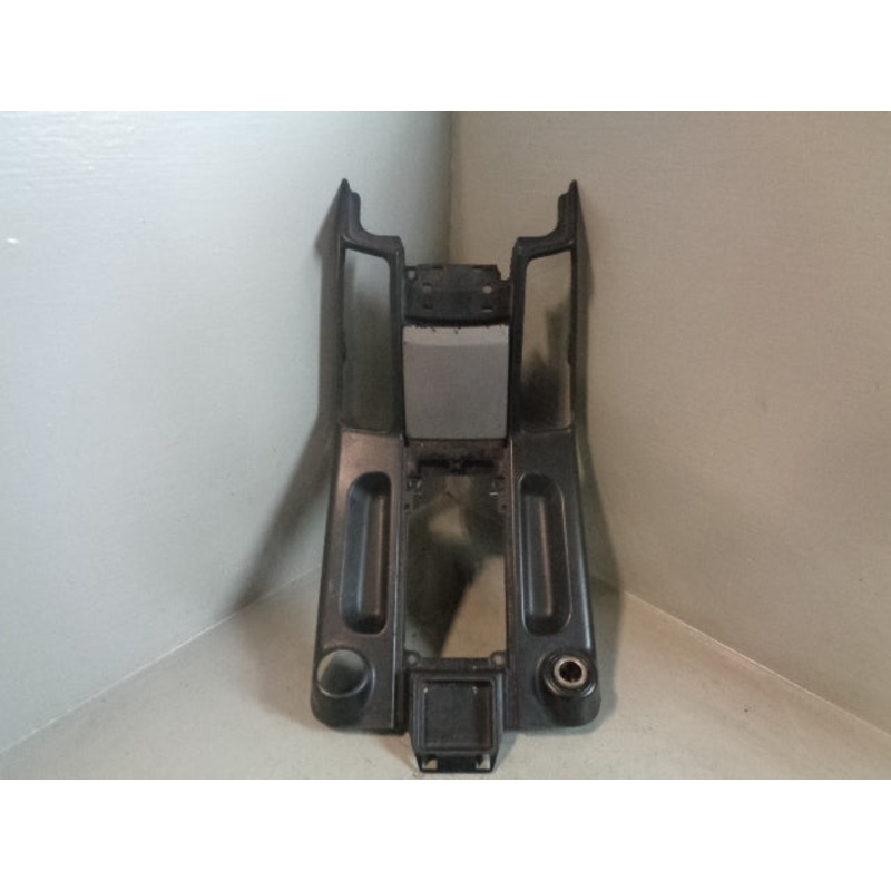 Range Rover L322 Centre Console Trim with Ashtray 2002 to 2006 R13043