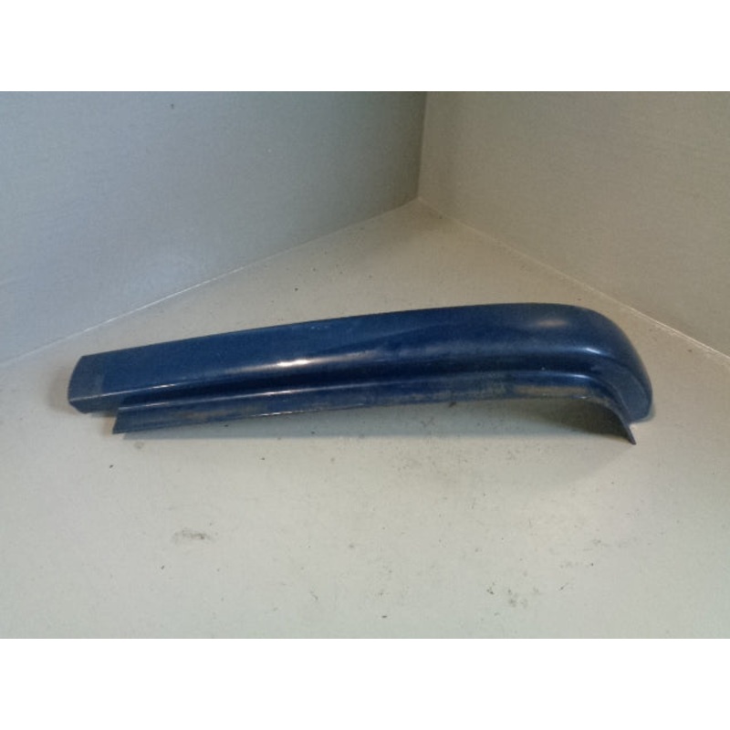 Discovery 2 Headlight Trim Near Side Caledonian Blue Land Rover 1998 to 2002