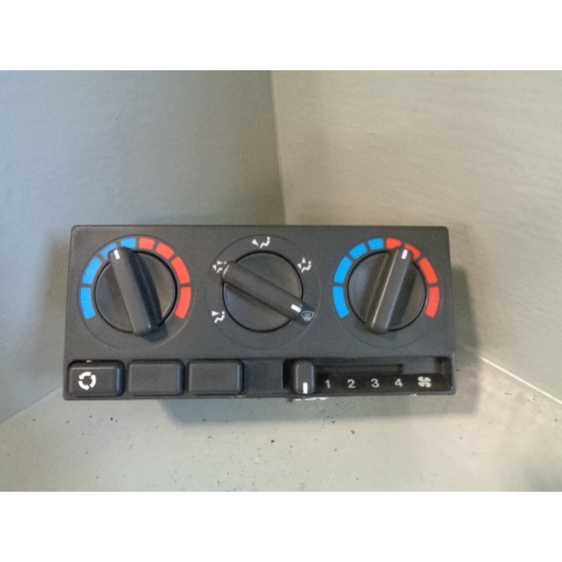 Discovery 2 Heater Control Panel Manual Dual Climate AWR7155 Land Rover