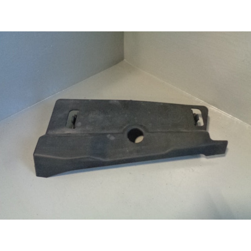 Discovery 2 Top Headlight Trim Near Side Land Rover DEB100110 1998 to 2002