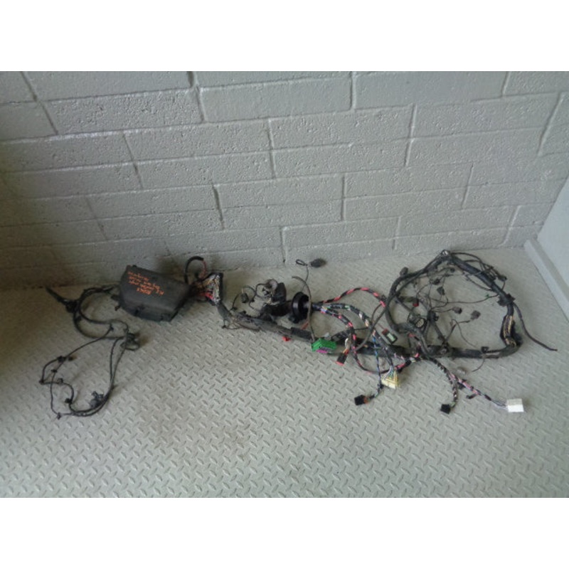 Freelander 2 Engine Bay Loom Wiring with Fuse Box 2.2 TD4 Land Rover 2006 to 2010