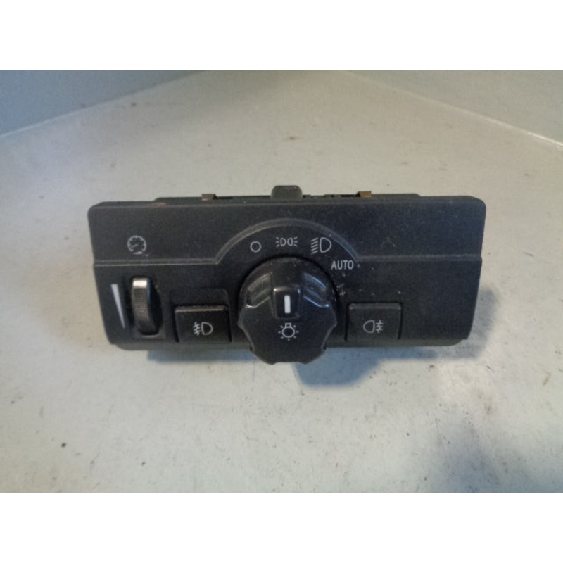 Freelander 2 Headlight Switch 6G9N-13A024-MD Land Rover 2006 to 2011