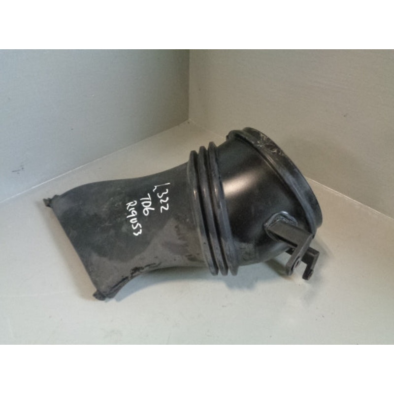 Range Rover L322 Air Intake Duct Pipe PIJ000012 3.0 TD6 2002 to 2006