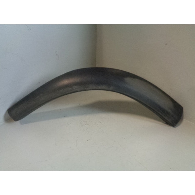 Discovery 2 Arch Trim Off Side Rear Wing DFK100940 Land Rover 1998 to 2004