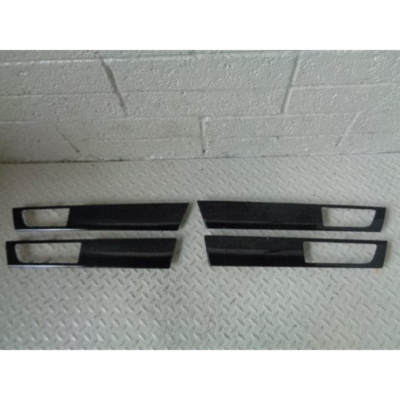 Discovery 4 Trim Kit Interior Doors Piano Black Land Rover 2009 to 2014 K05073
