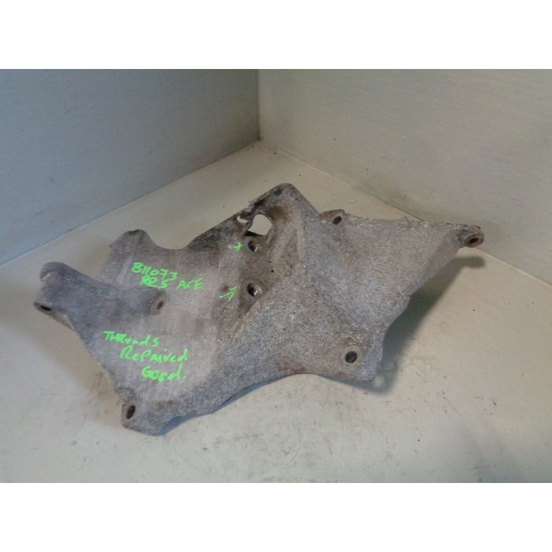Range Rover Sport Alternator Mounting Bracket with ACE YLU500390 2.7 TDV6 B11073