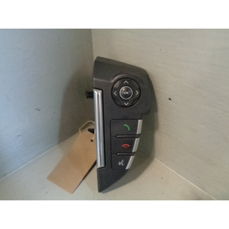 Steering Wheel Audio and Phone Controls Range Rover Sport Land Rover Discovery 4