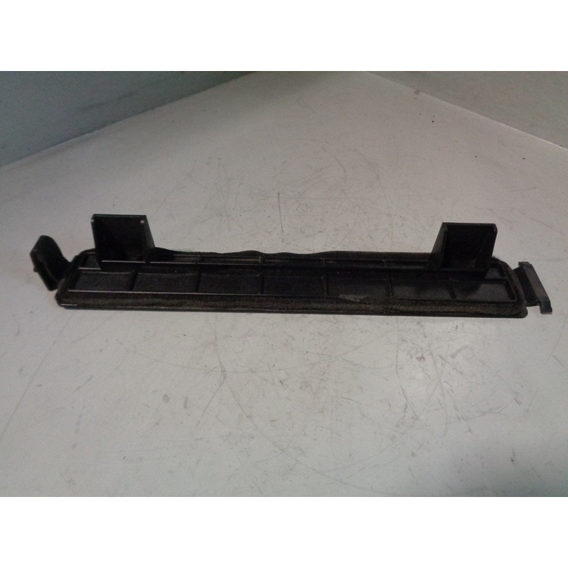 Pollen Cabin Air Filter Cover Trim Land Rover Discovery 3 Range Rover Sport