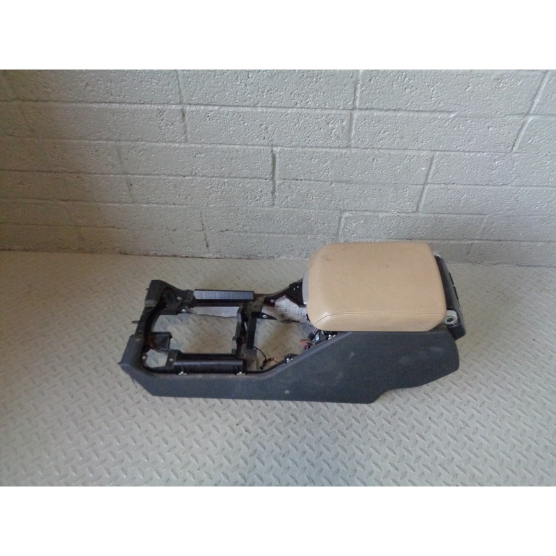 Range Rover L322 Centre Console Arm Rest in Sand 2002 to 2005 R31083