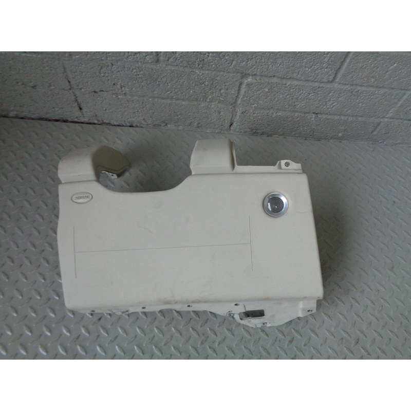 Range Rover L322 Driver Knee Crash Protection Facelift Ivory 2006 to 2009