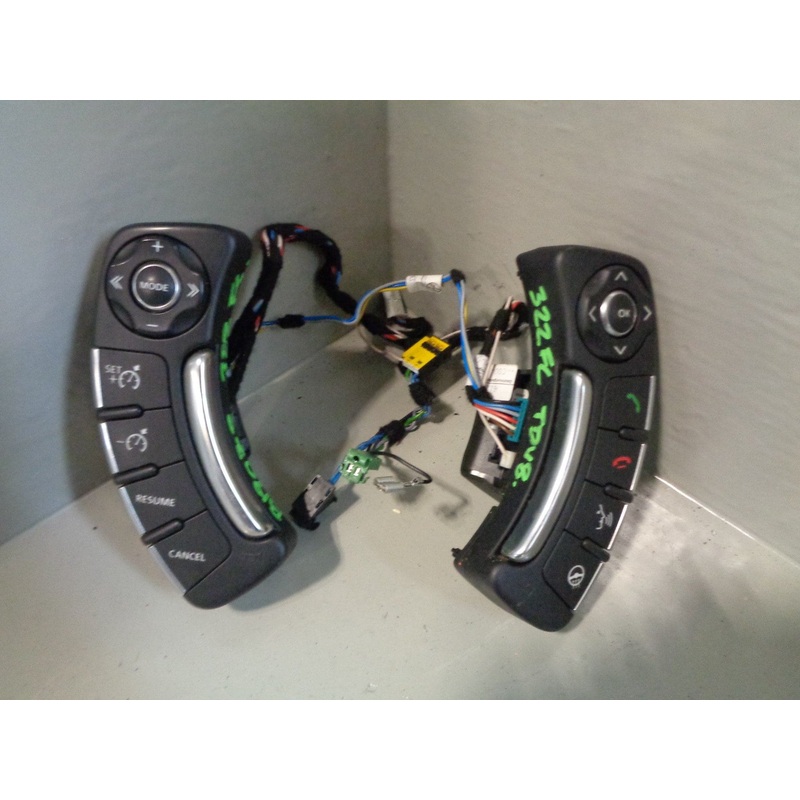 Range Rover L322 Steering Wheel Cruise Control Audio Controls 2010 to 2013