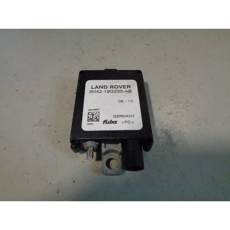 Range Rover Radio Aerial Amplifier L322 3H42-19G255-AA 2002 to 2009