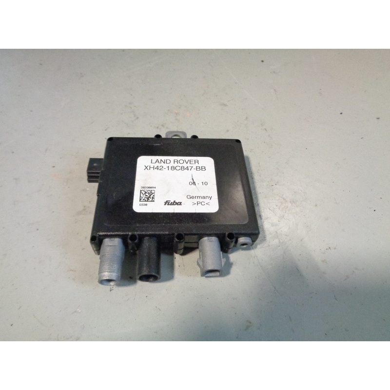 Range Rover Radio Aerial Amplifier L322 XH42-18C847-BB 2002 to 2009