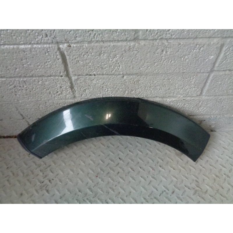 Discovery 4 Arch Trim Off Side Rear Quarter Galway Green 2009 to 2014 K02103